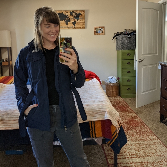 The North Face Rain Jacket - Picture 4 of 12